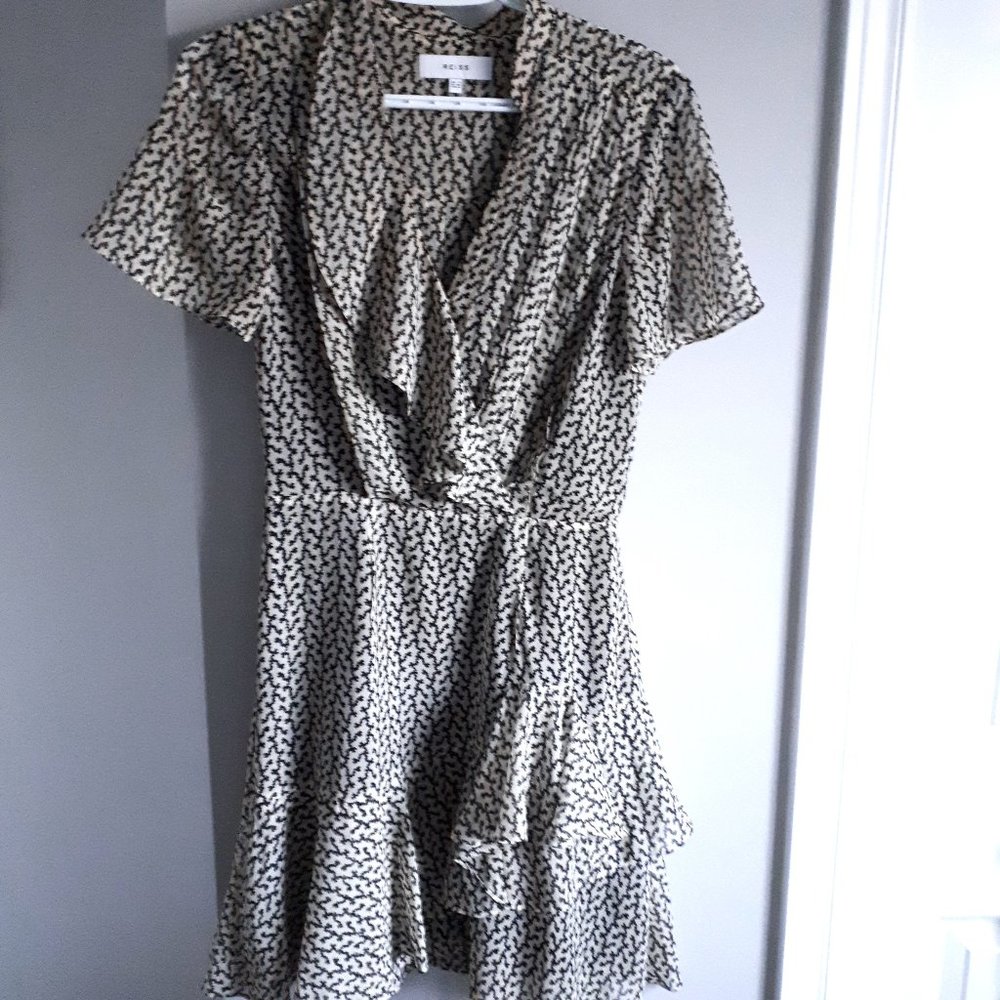 Reiss Paris Printed Ruffle Dress - Picture 4 of 14